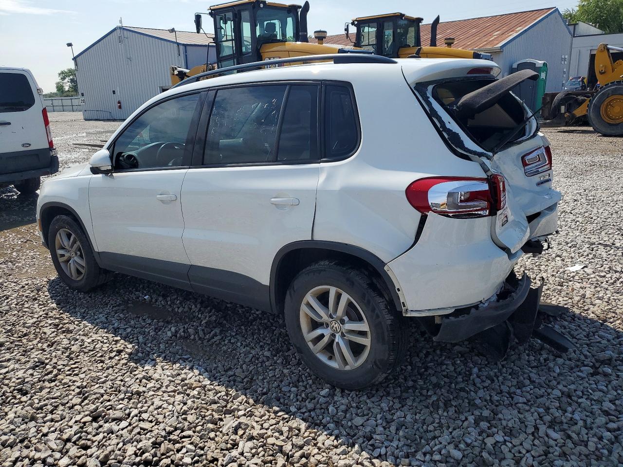 2016 VOLKSWAGEN TIGUAN S — снимка 2