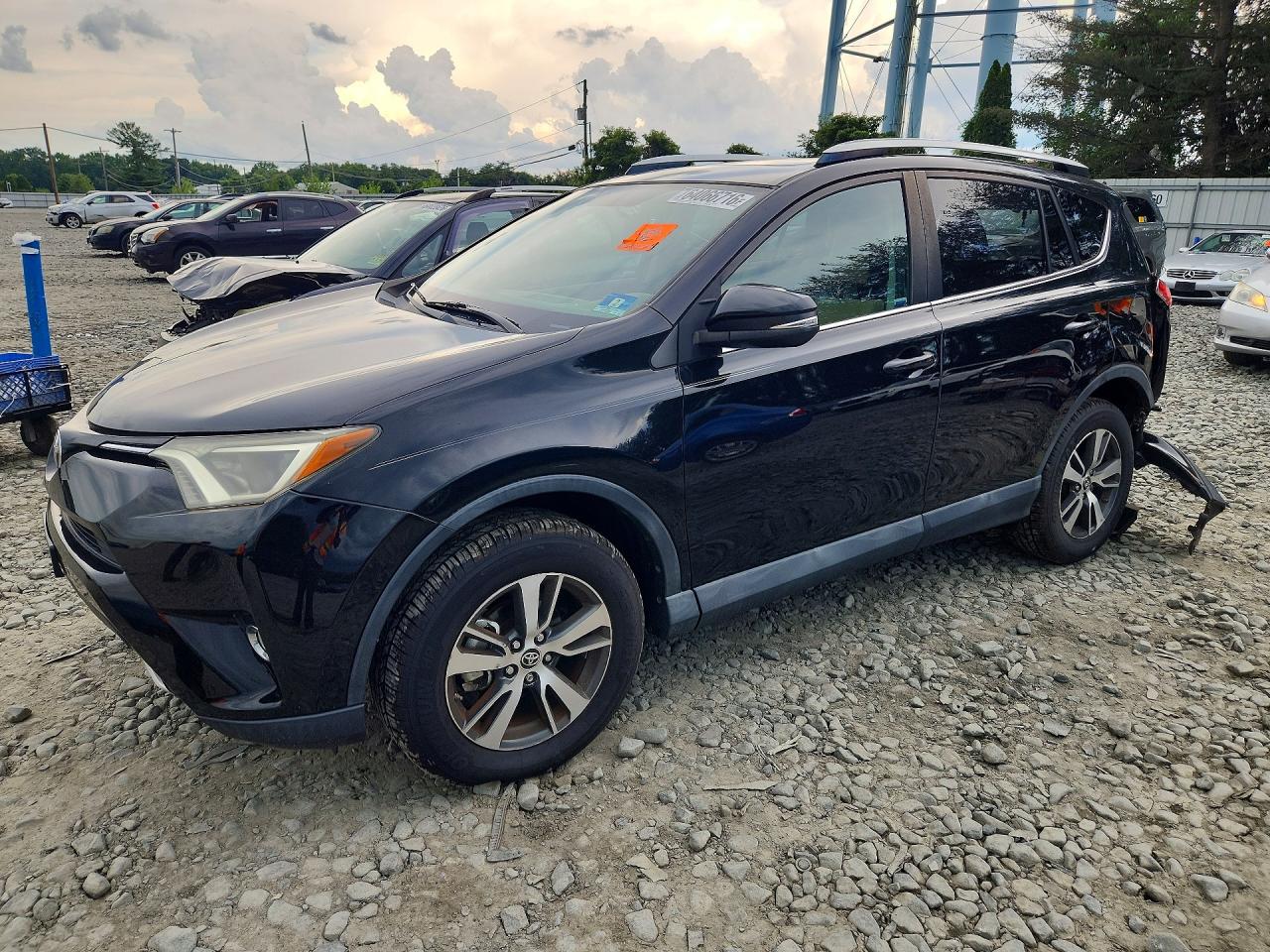 2016 TOYOTA RAV4 XLE