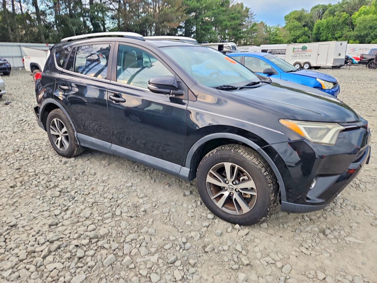 2016 TOYOTA RAV4 XLE — снимка 4