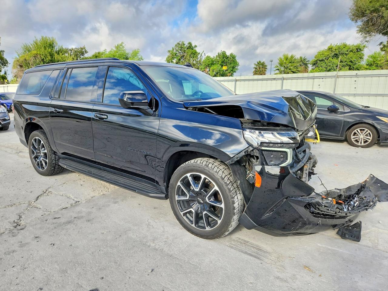 2021 CHEVROLET SUBURBAN C1500 RST — снимка 4