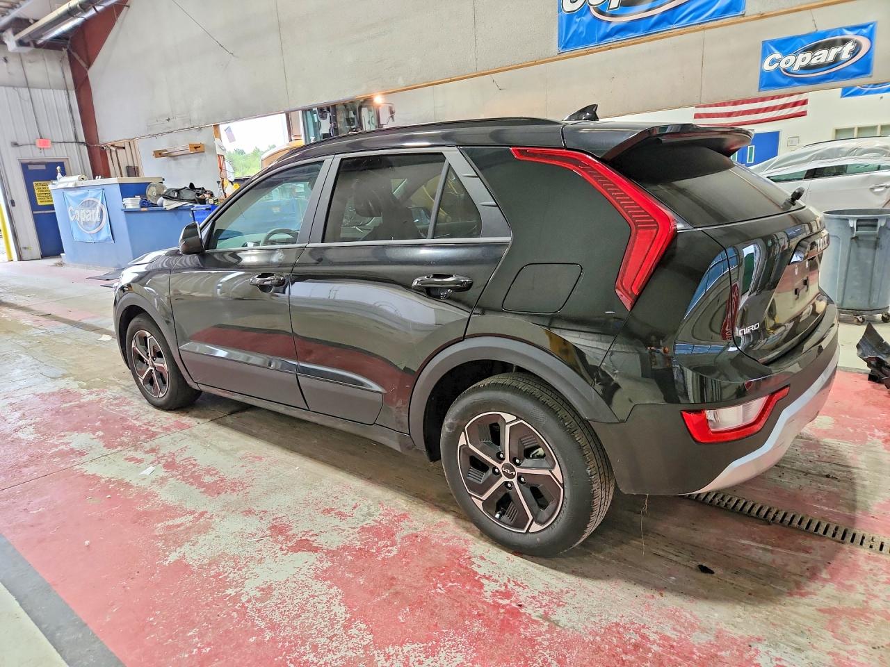 2025 KIA NIRO LX — снимка 2