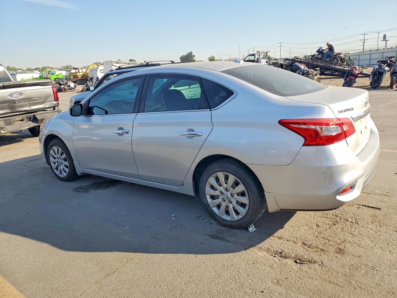 2017 NISSAN SENTRA SV — снимка 2