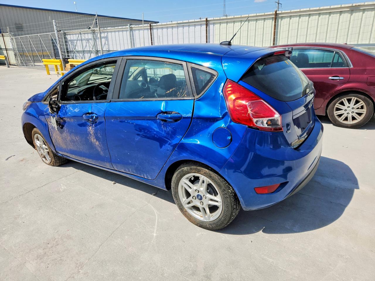 2019 FORD FIESTA SE — photo 2