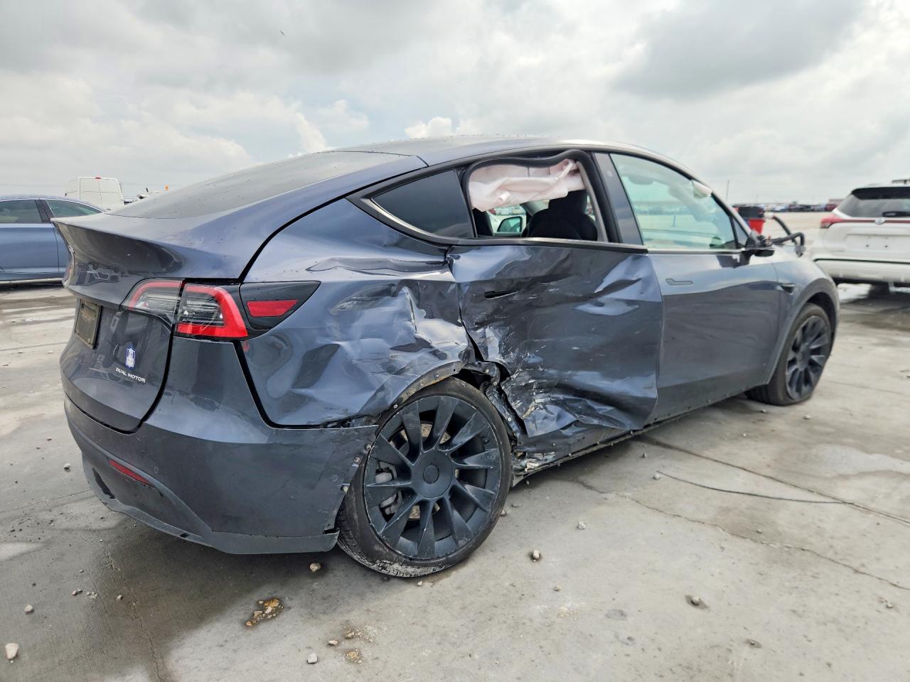2020 TESLA MODEL Y — снимка 3