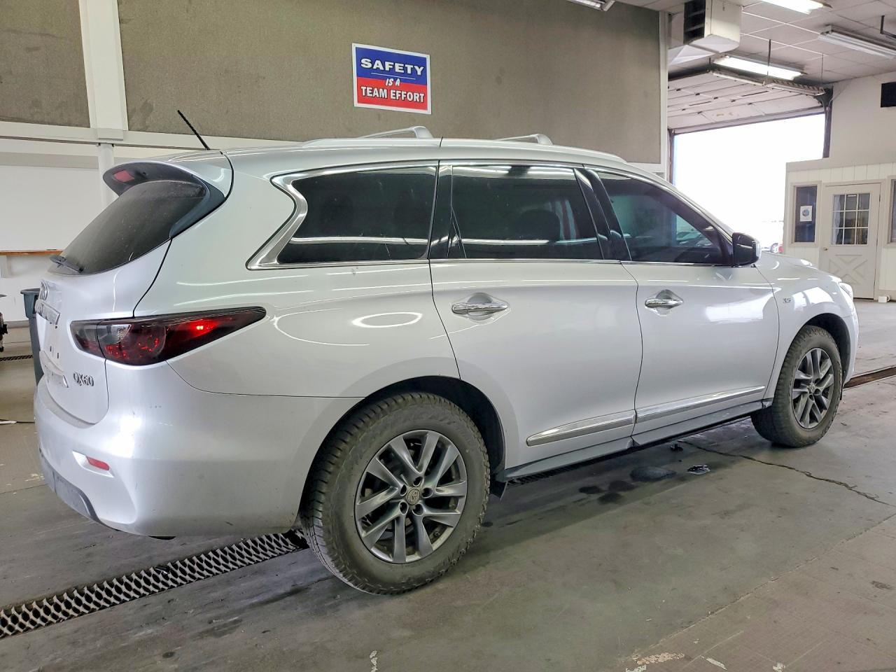 2015 INFINITI QX60 BASE — снимка 3