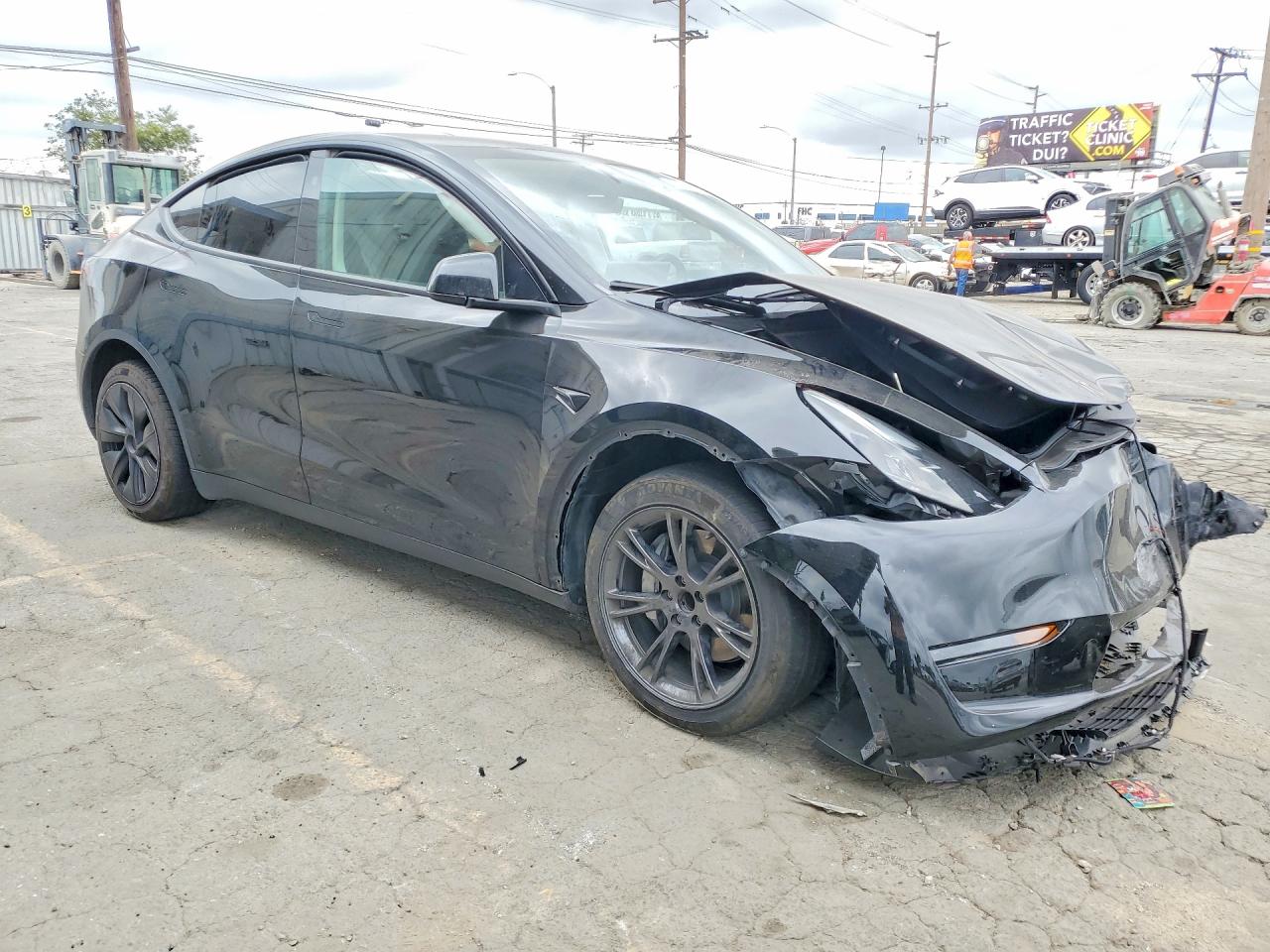 2024 TESLA MODEL Y — снимка 4