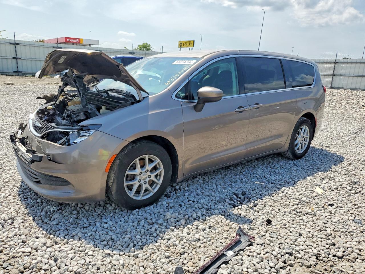 2017 CHRYSLER PACIFICA LX