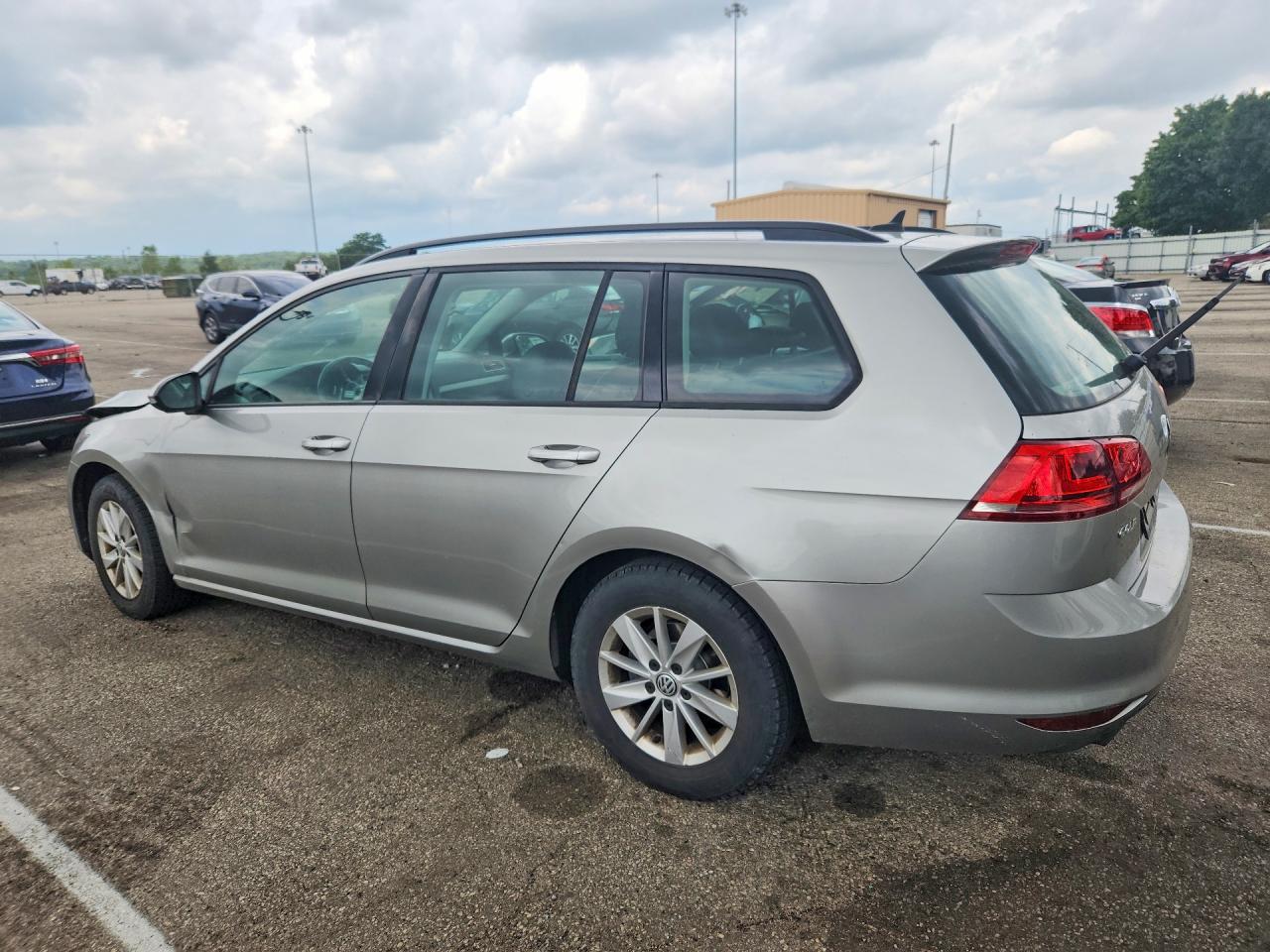 2015 VOLKSWAGEN GOLF SPORTWAGEN S — снимка 2