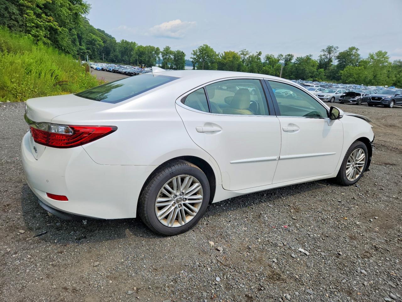 2015 LEXUS ES 350 — снимка 3