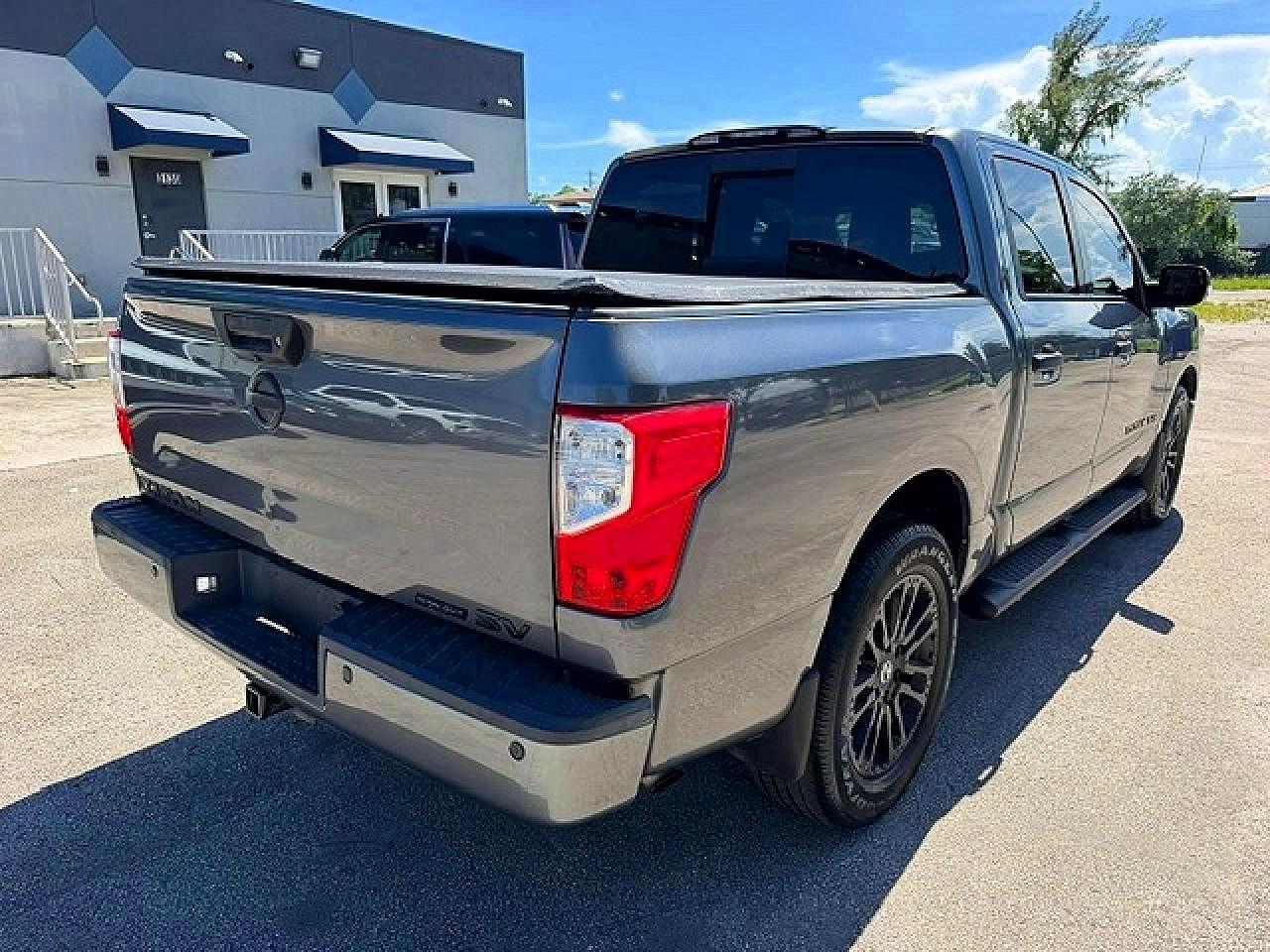 2019 NISSAN TITAN SV — снимка 3