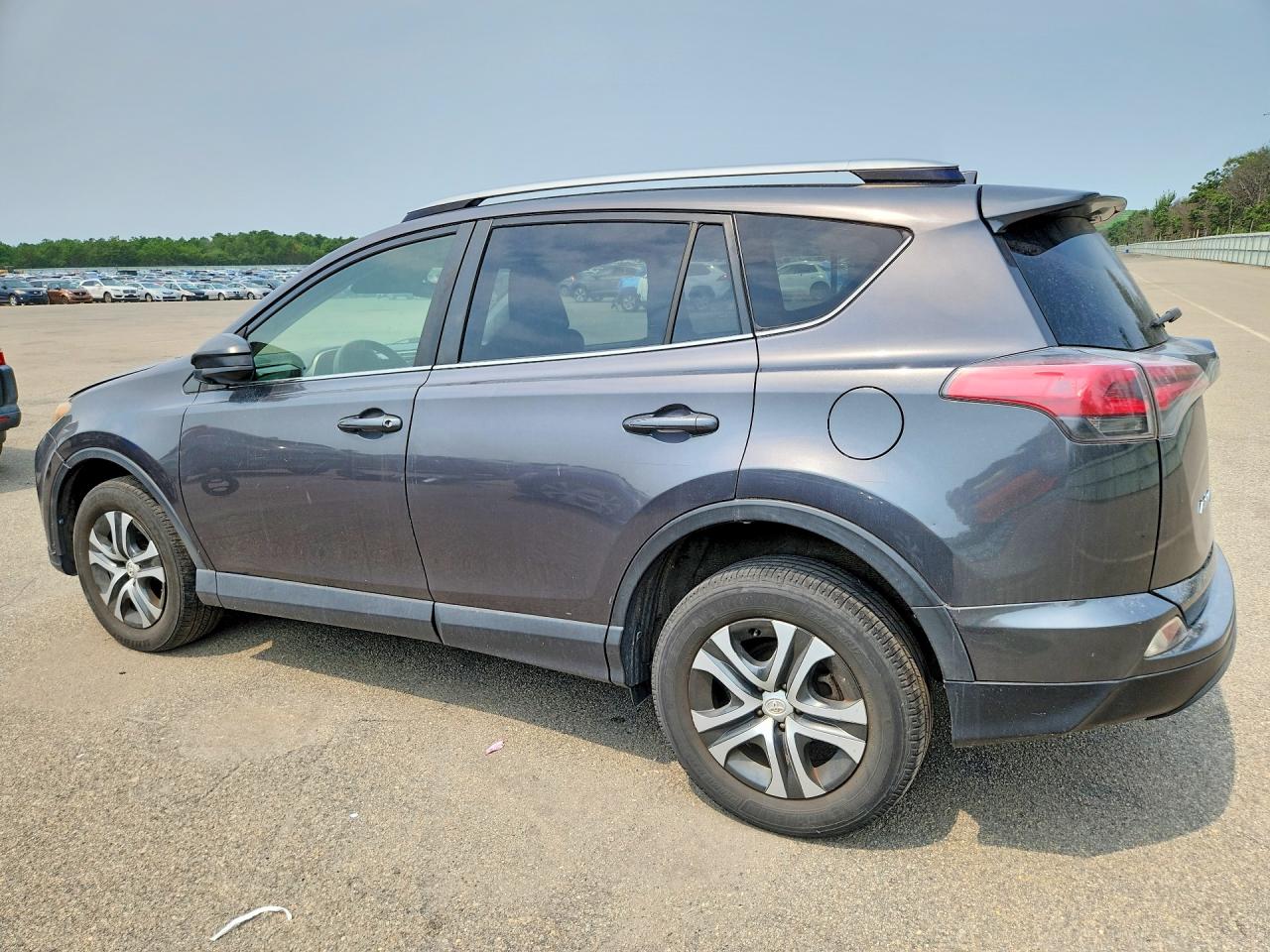 2016 TOYOTA RAV4 LE — снимка 2