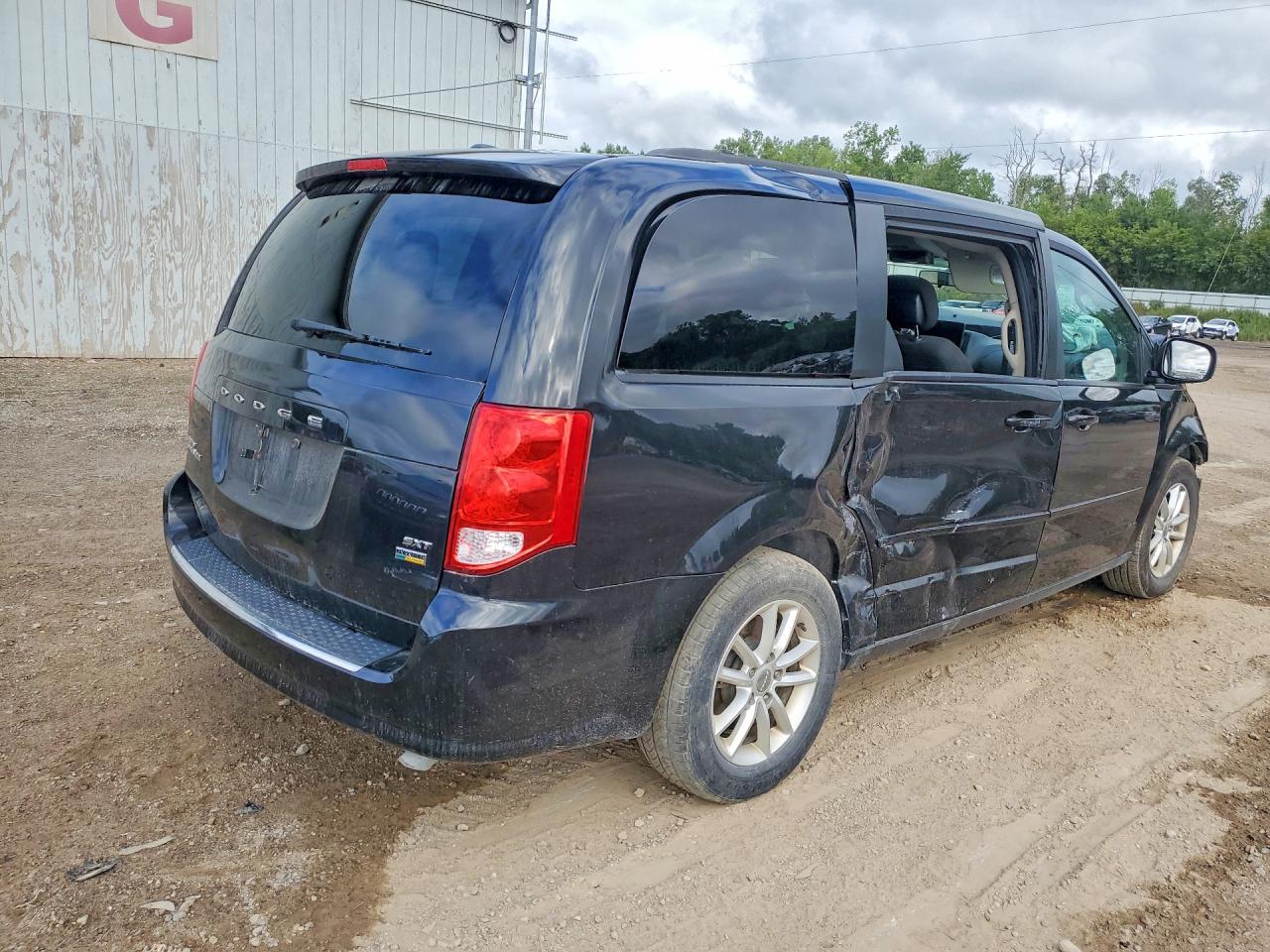 2016 DODGE GRAND CARAVAN SXT — снимка 3