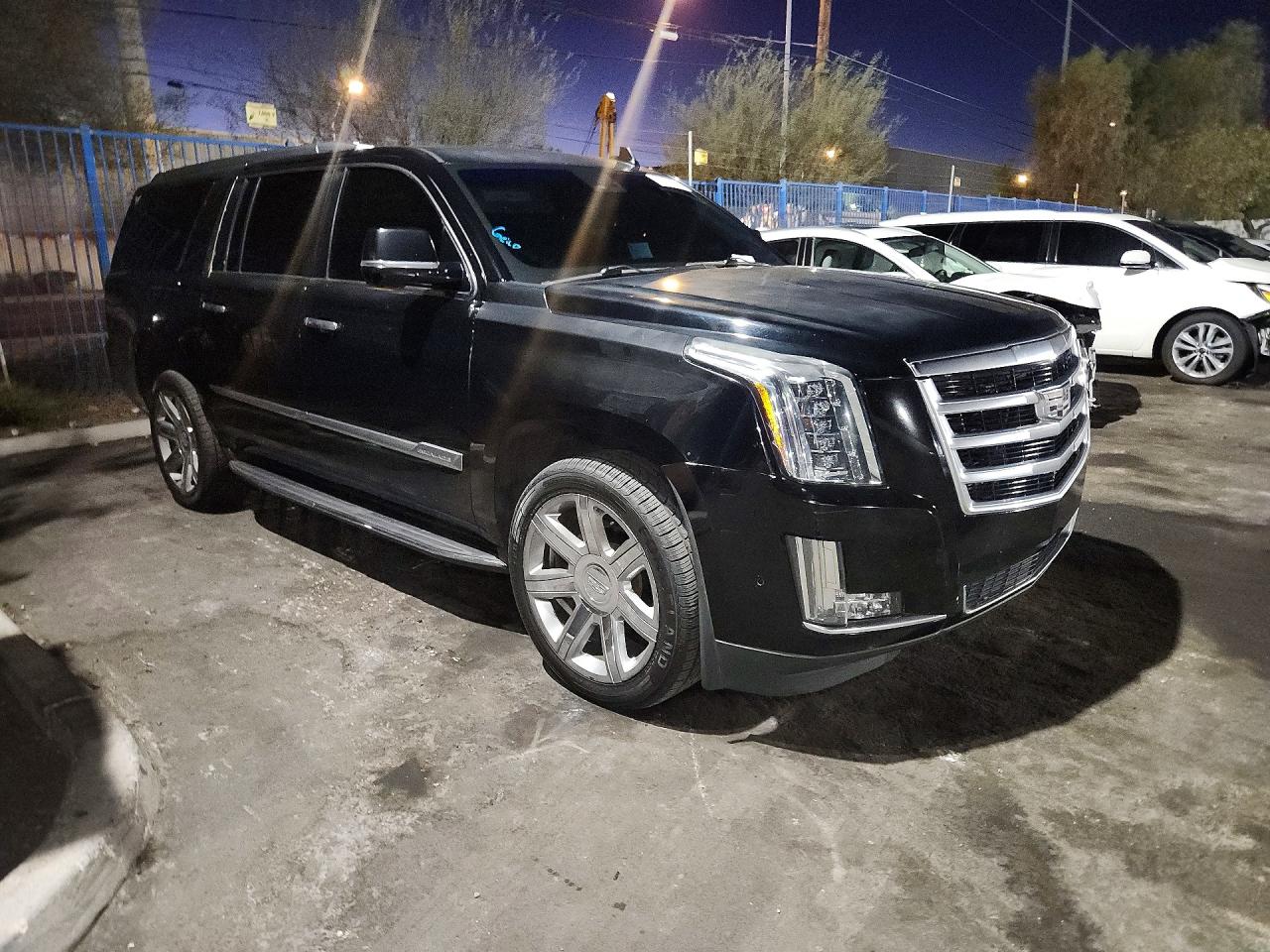 2019 CADILLAC ESCALADE ESV LUXURY — снимка 4