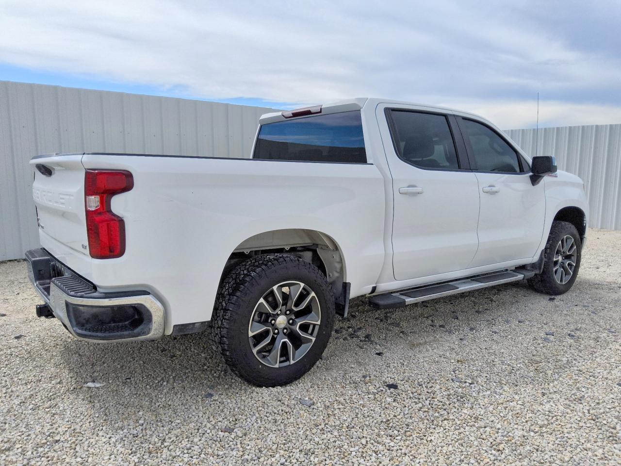 2023 CHEVROLET SILVERADO K1500 LT — снимка 3