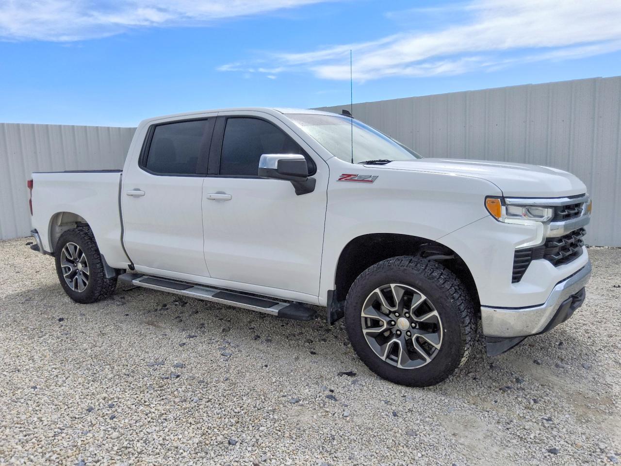 2023 CHEVROLET SILVERADO K1500 LT — снимка 4