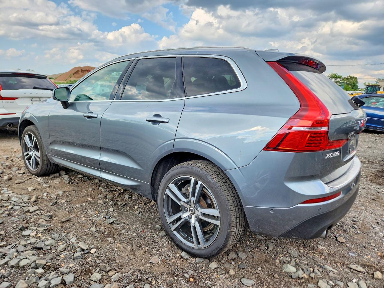 2018 VOLVO XC60 T6 MOMENTUM — снимка 2
