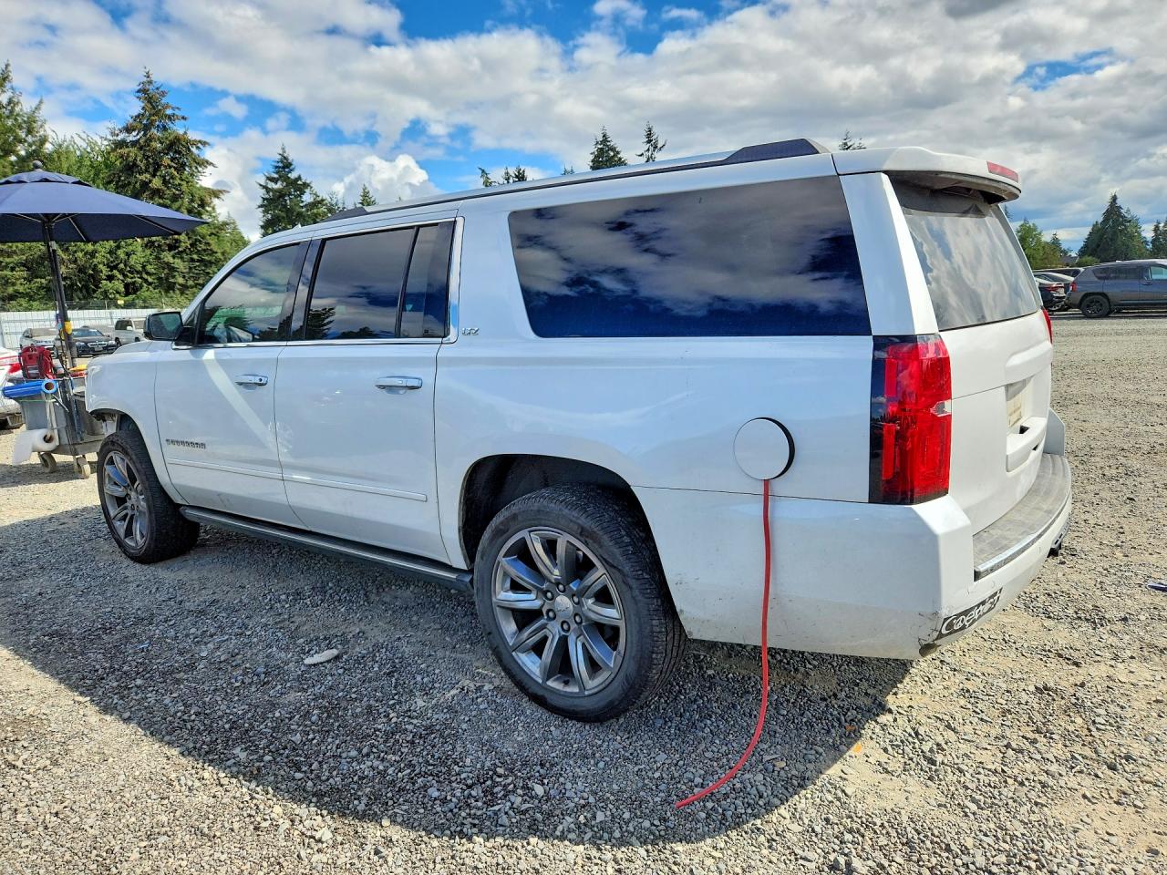 2016 CHEVROLET SUBURBAN K1500 LTZ — снимка 2