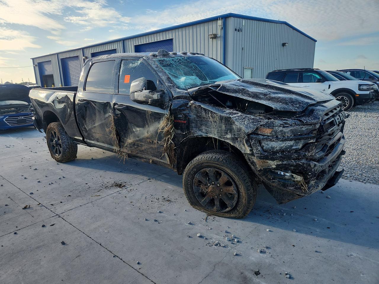 2025 RAM 2500 BIG HORN — photo 4