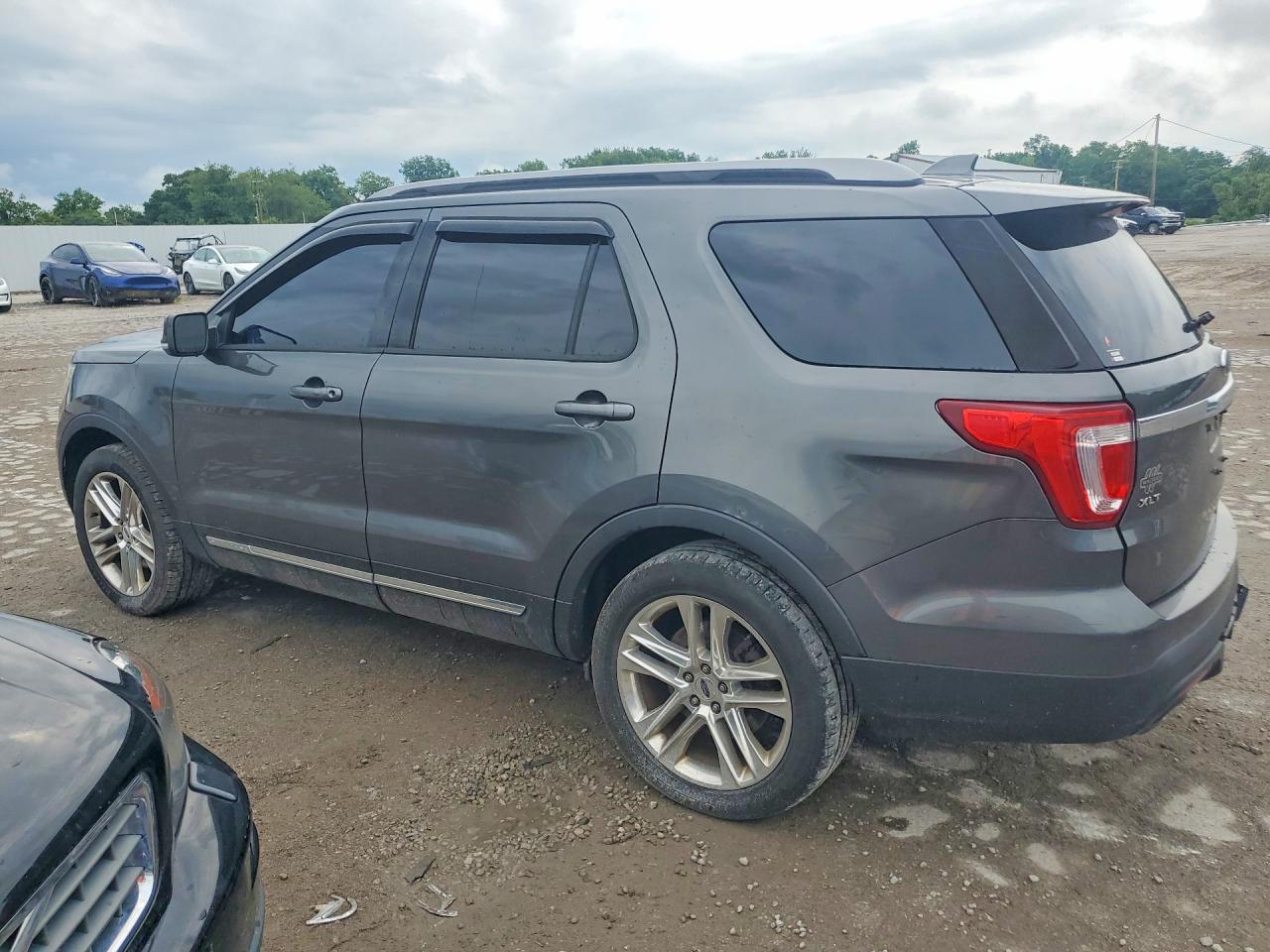 2017 FORD EXPLORER — снимка 2