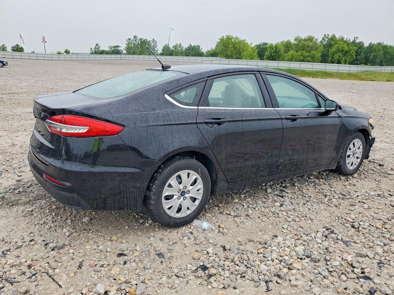 2019 FORD FUSION S — снимка 3