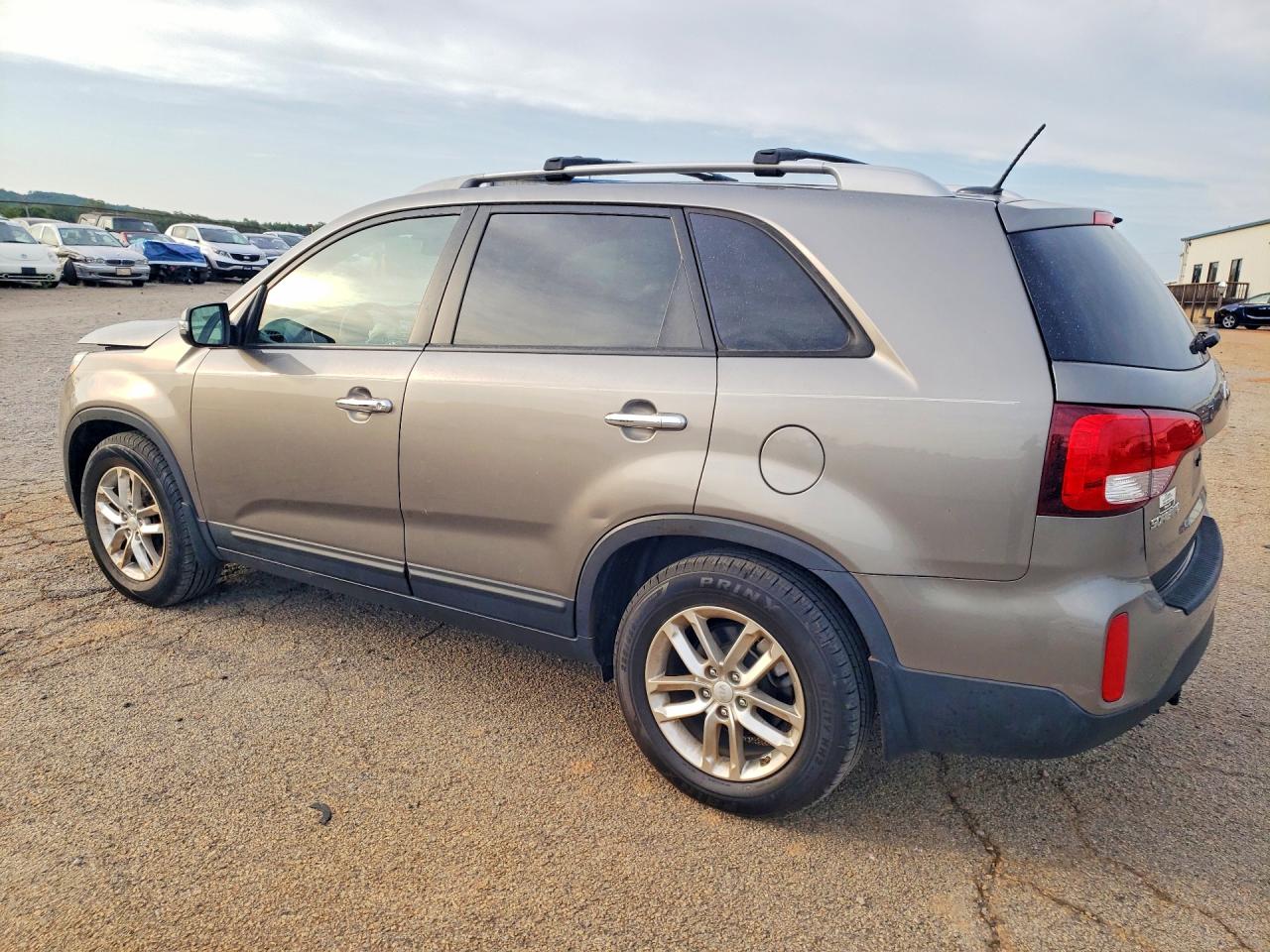 2015 KIA SORENTO LX — снимка 2