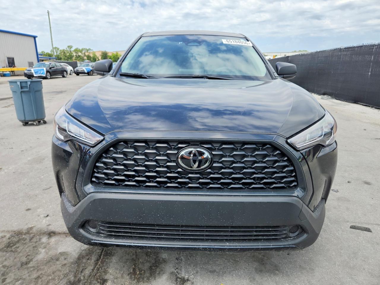 2025 TOYOTA COROLLA CROSS L — снимка 5
