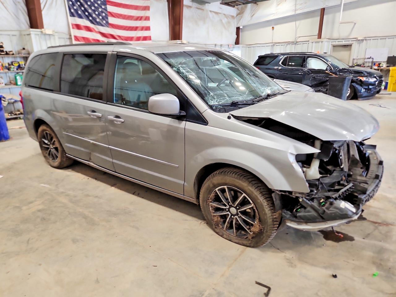 2017 DODGE GRAND CARAVAN GT — снимка 4