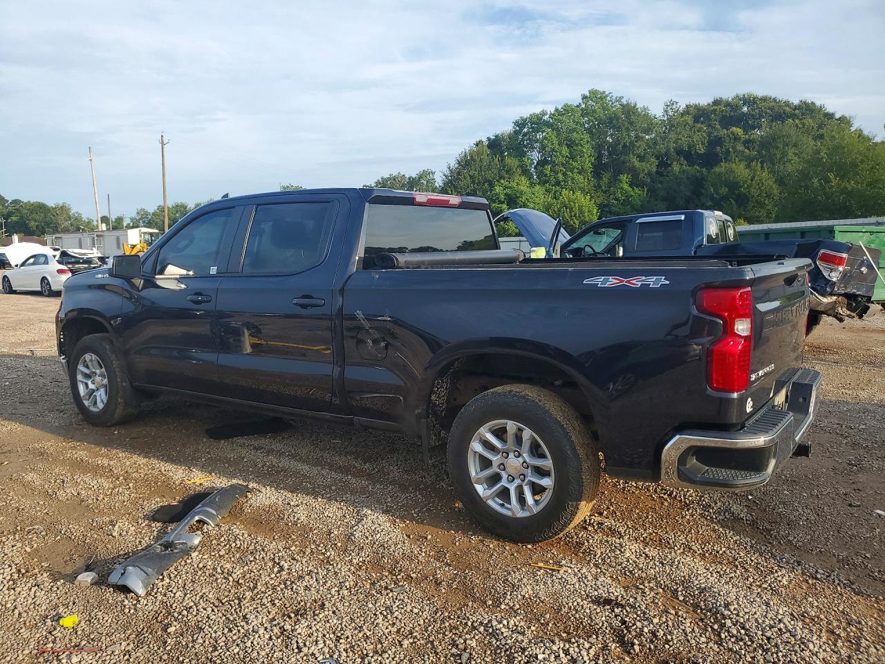 2023 CHEVROLET SILVERADO K1500 LT — снимка 2