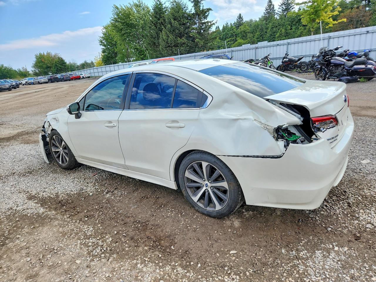 2016 SUBARU LEGACY 3.6R LIMITED — снимка 2