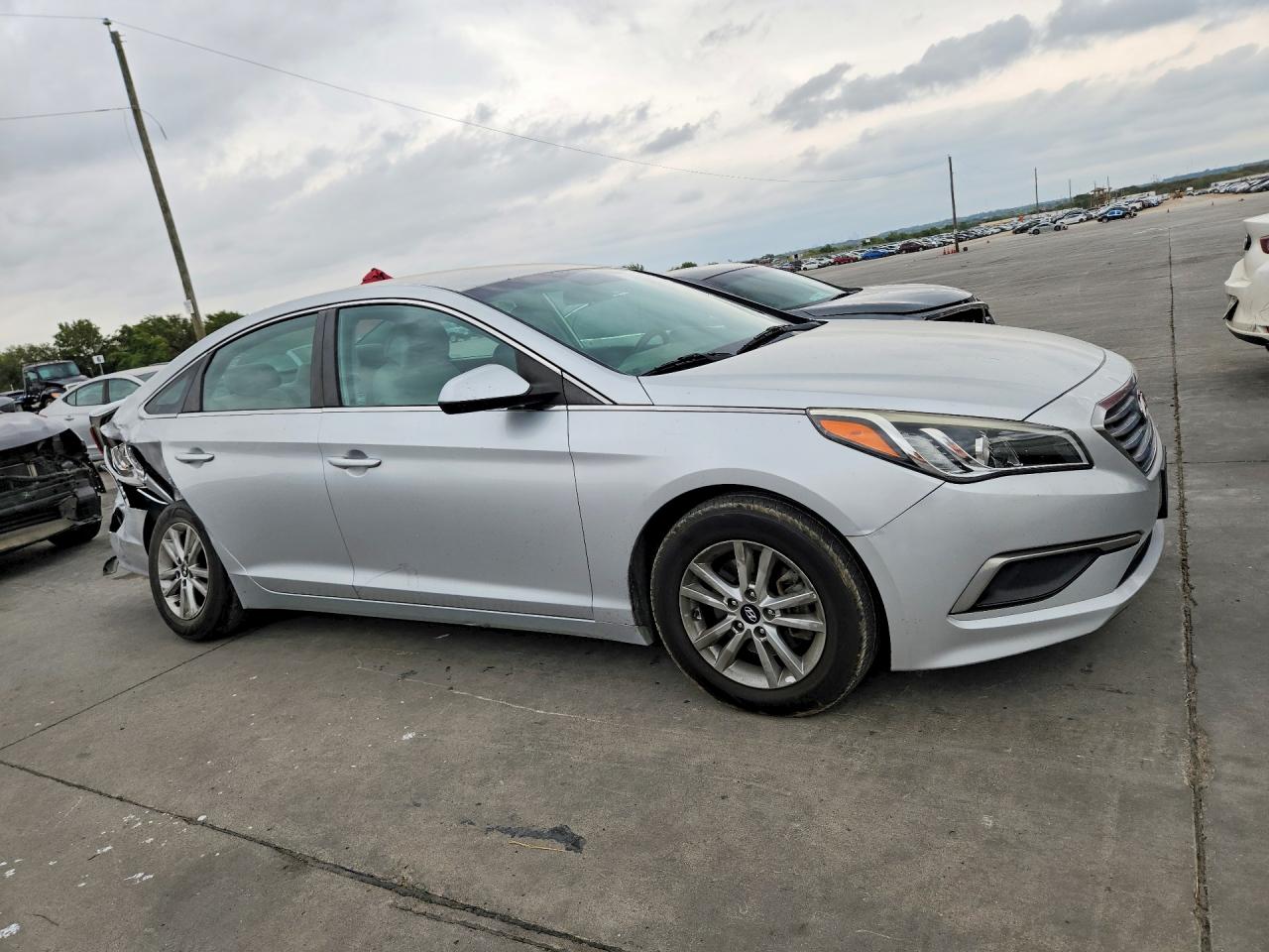 2017 HYUNDAI SONATA SE — снимка 4