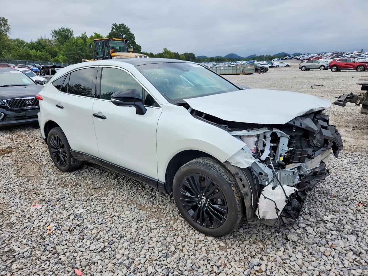2024 TOYOTA VENZA NIGHTSHADE EDITION — снимка 4