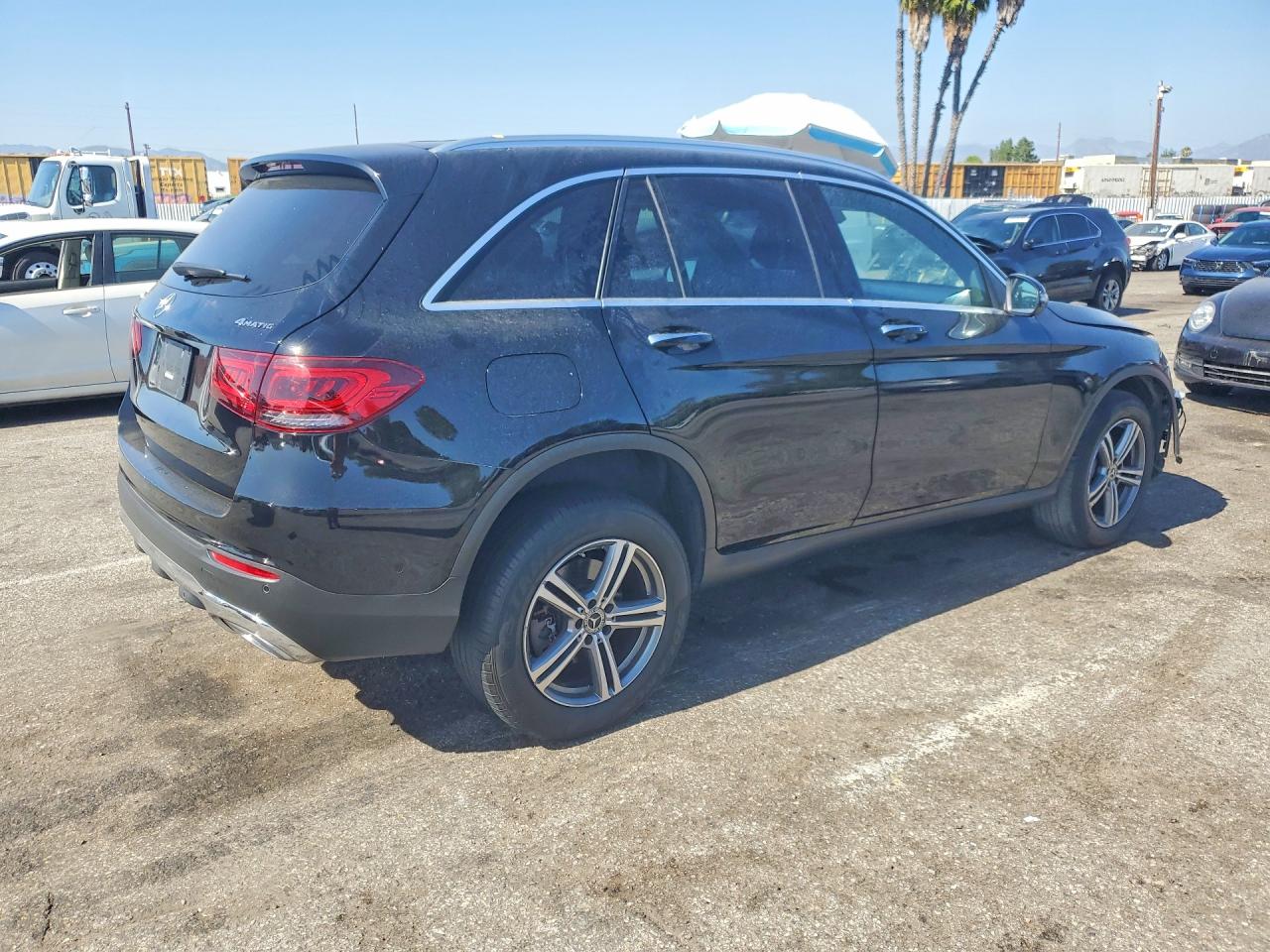 2021 MERCEDES-BENZ GLC 300 4MATIC — снимка 3