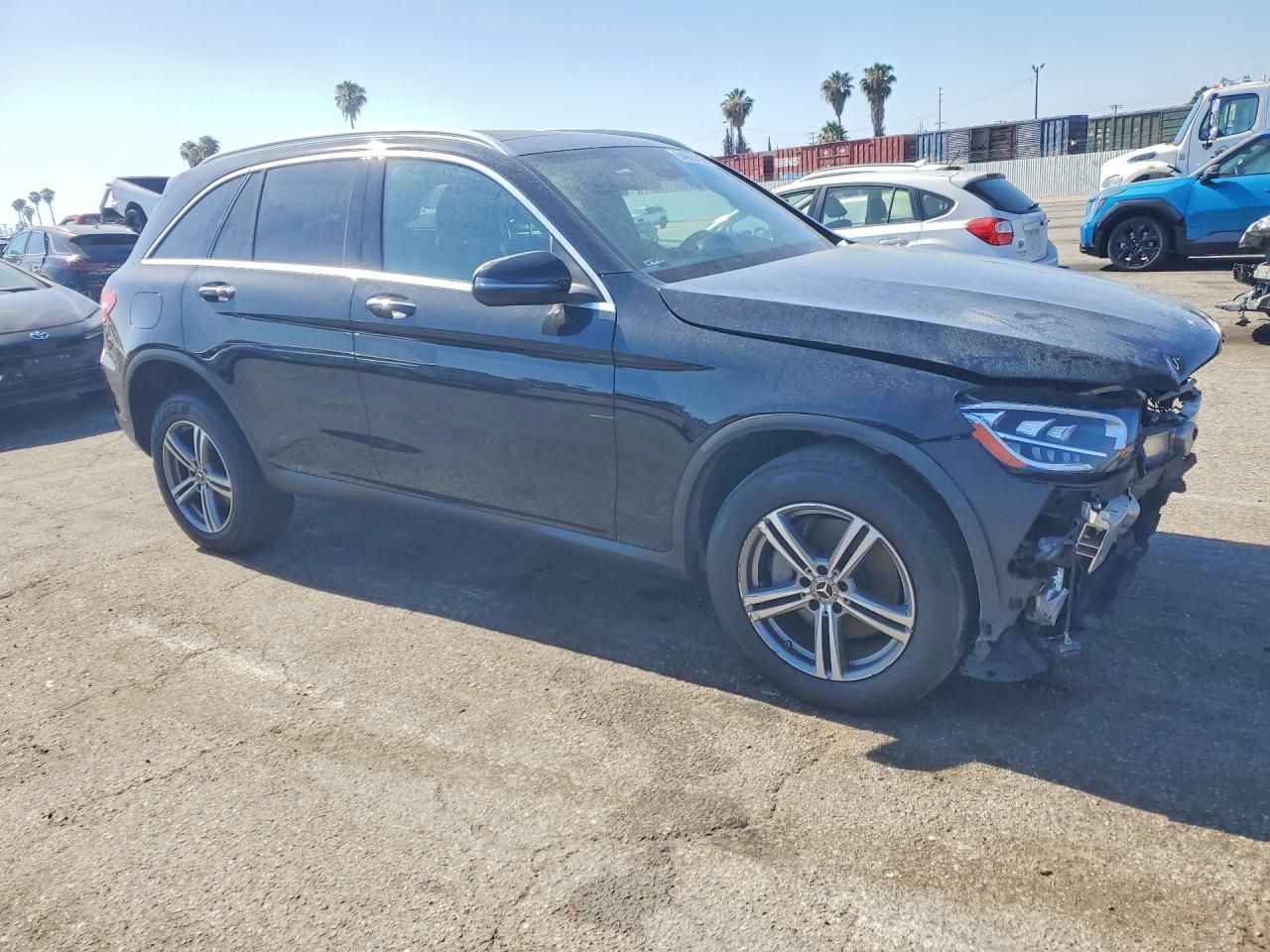 2021 MERCEDES-BENZ GLC 300 4MATIC — снимка 4