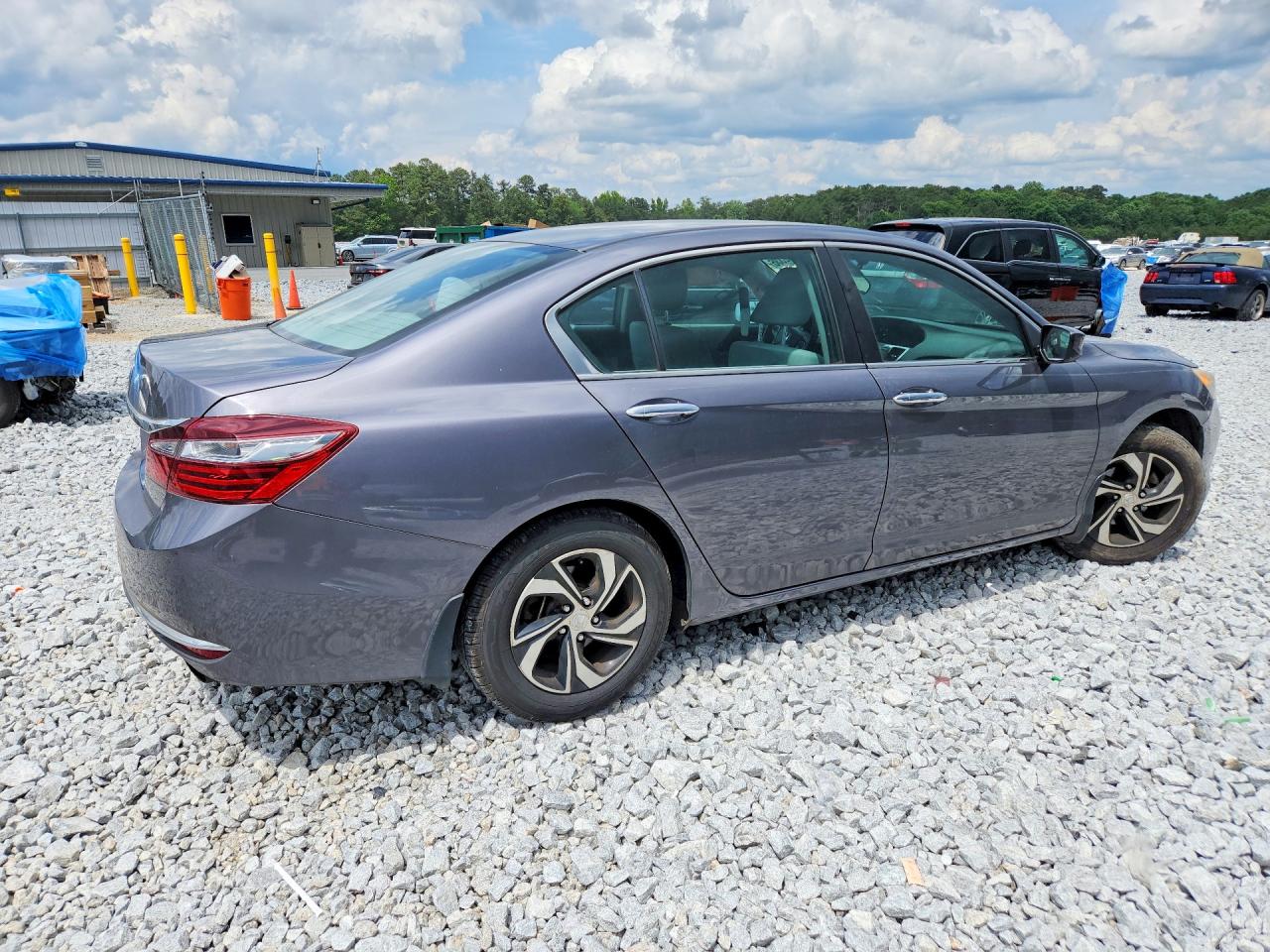 2017 HONDA ACCORD LX — снимка 3