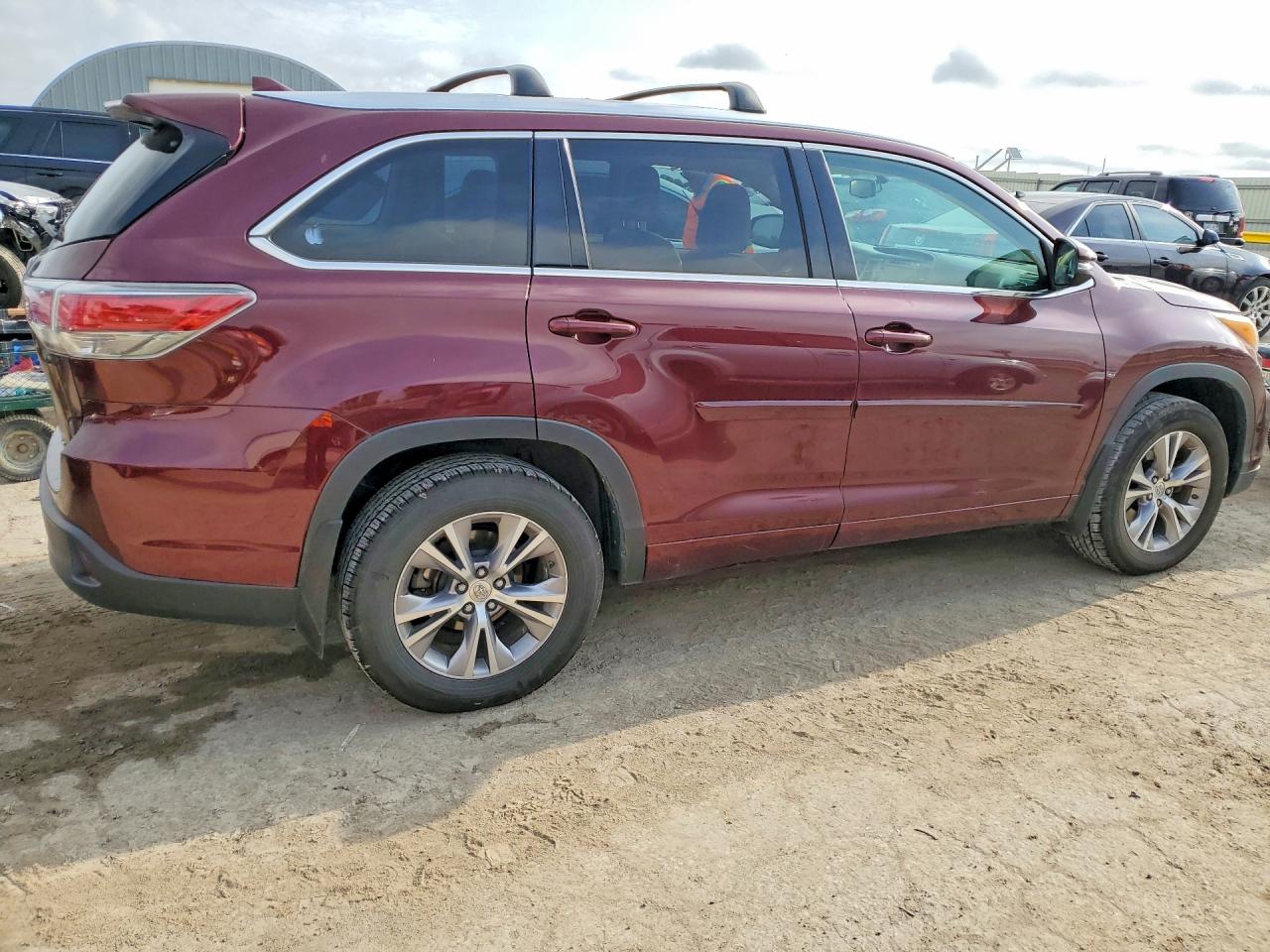 2015 TOYOTA HIGHLANDER XLE — снимка 3