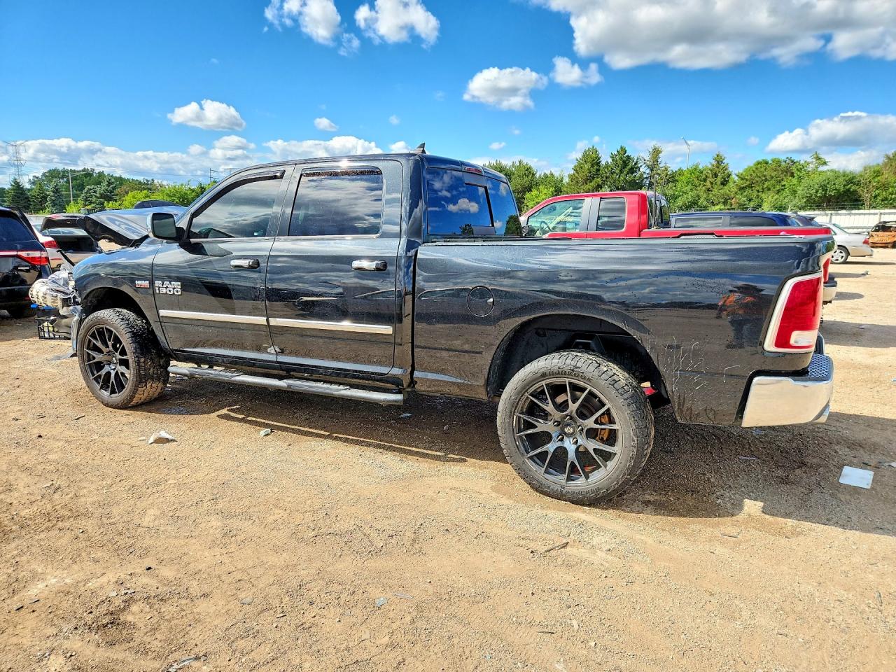 2017 RAM 1500 LARAMIE — снимка 2