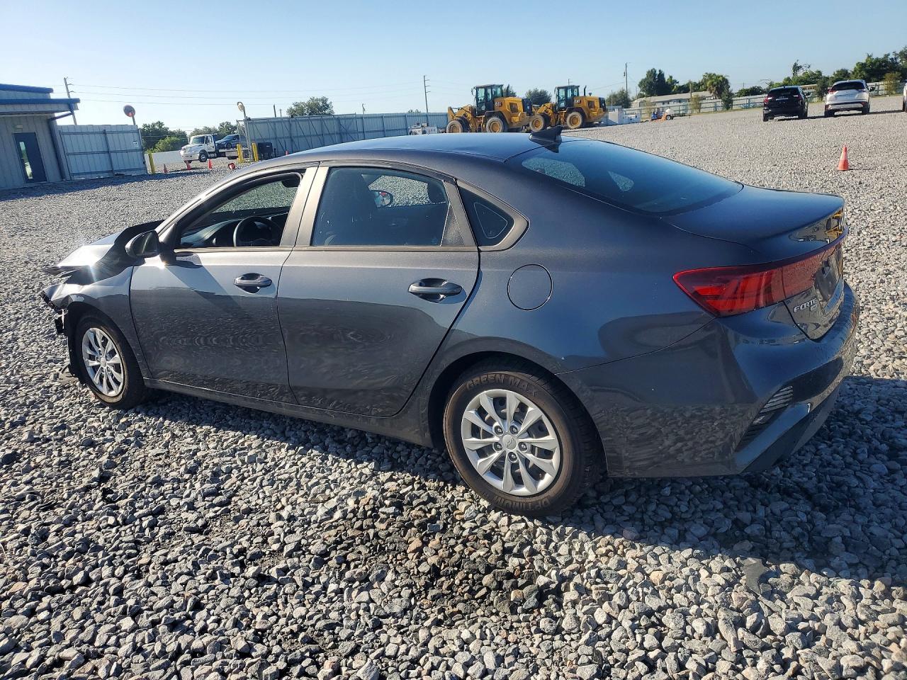 2023 KIA FORTE LX — снимка 2