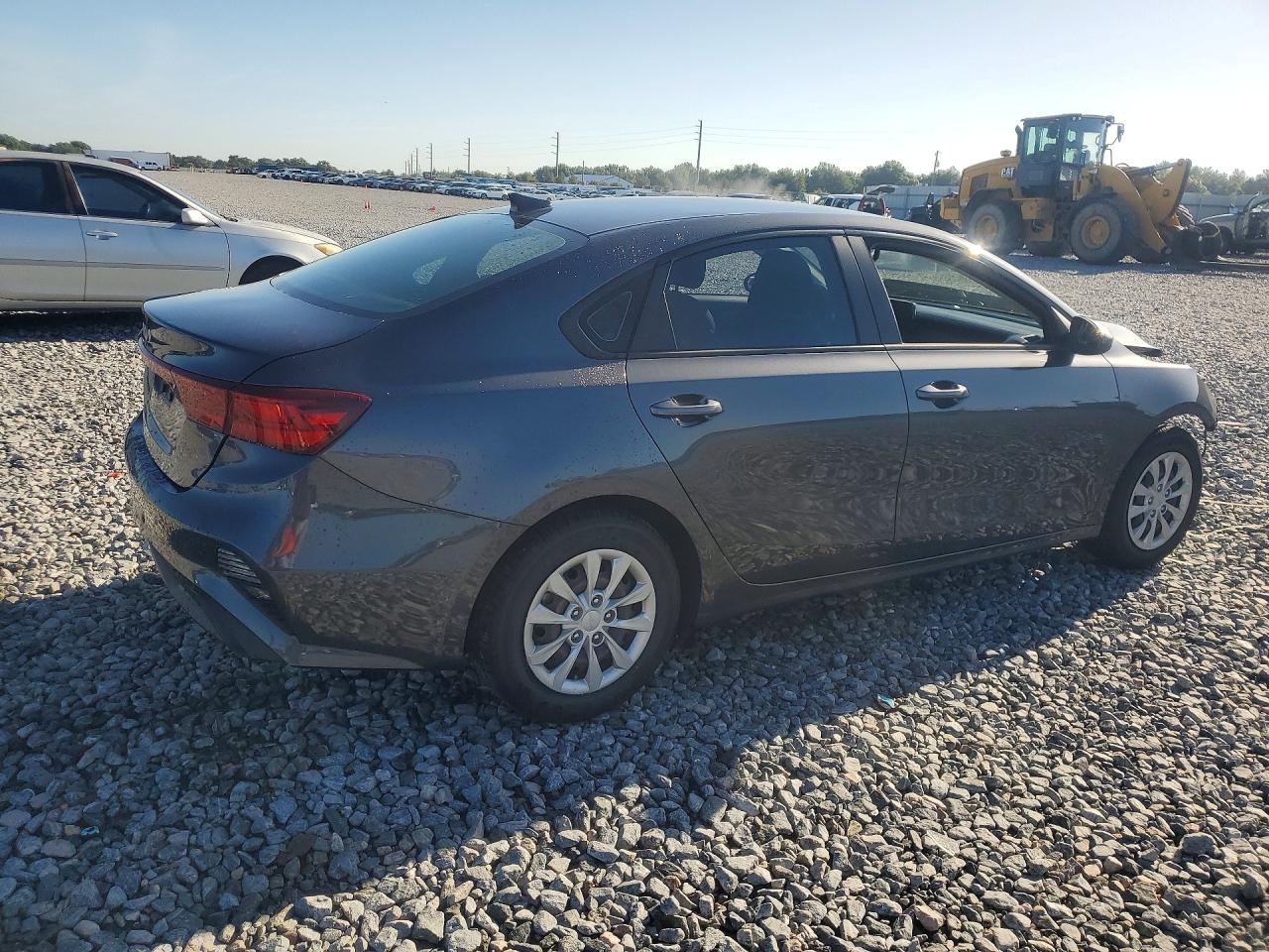 2023 KIA FORTE LX — снимка 3