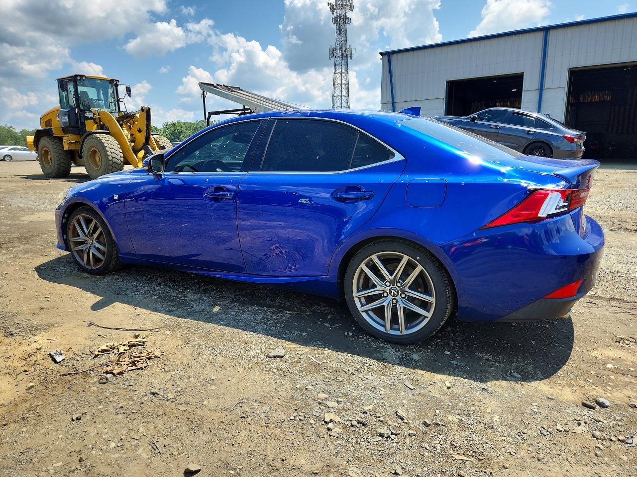 2016 LEXUS IS 300 — снимка 2
