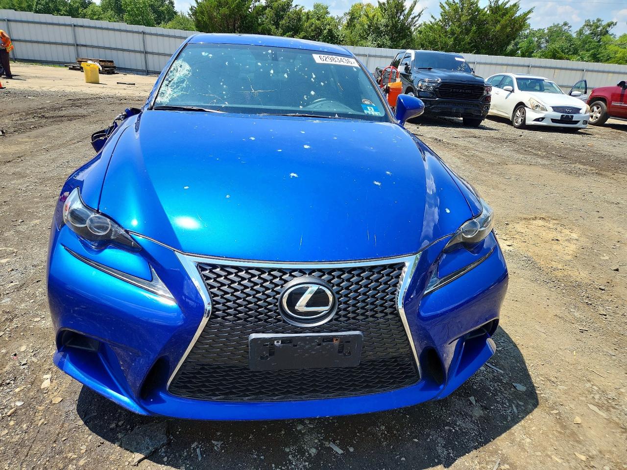 2016 LEXUS IS 300 — снимка 5
