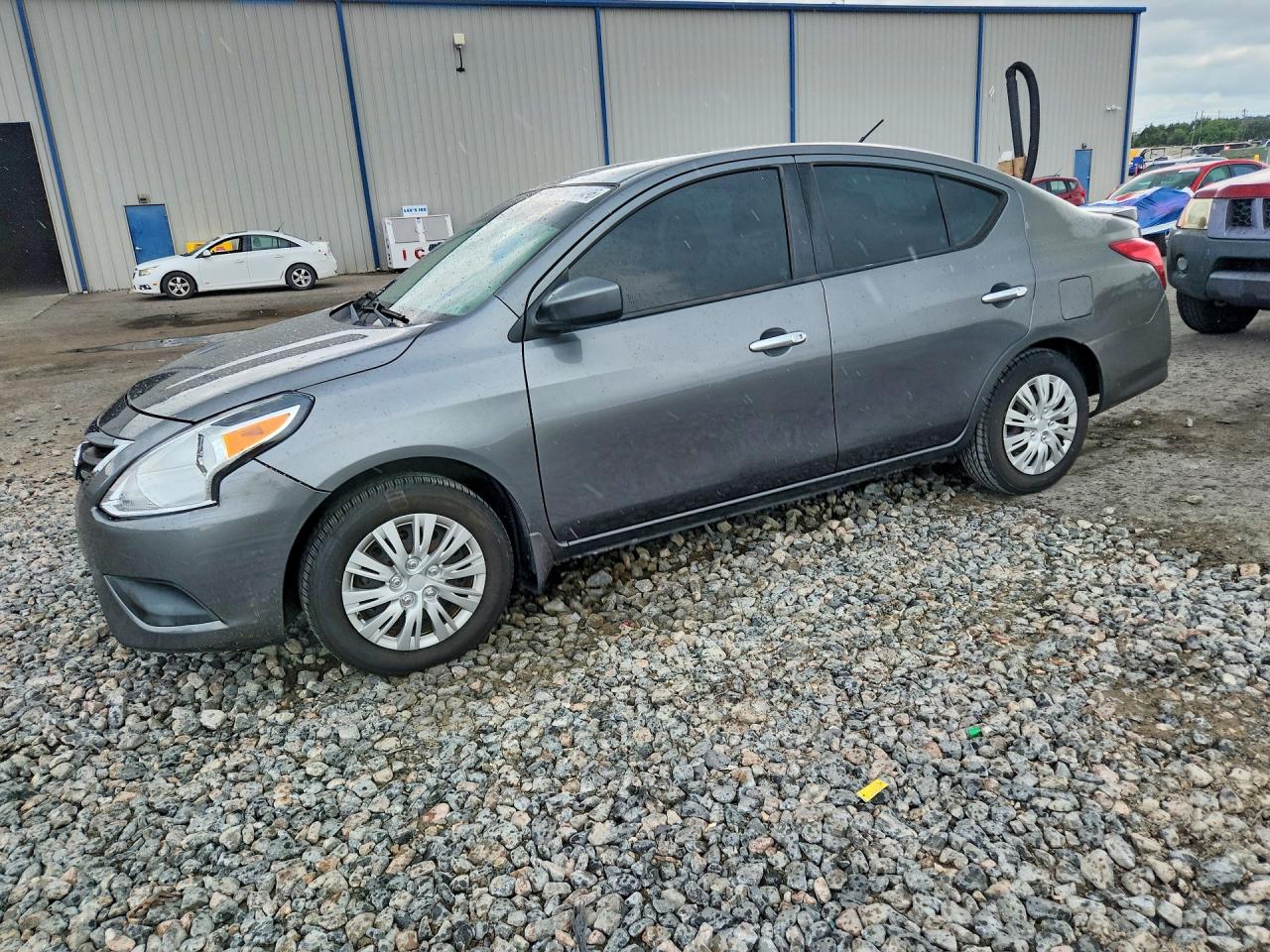 2017 NISSAN VERSA 1.6 SV
