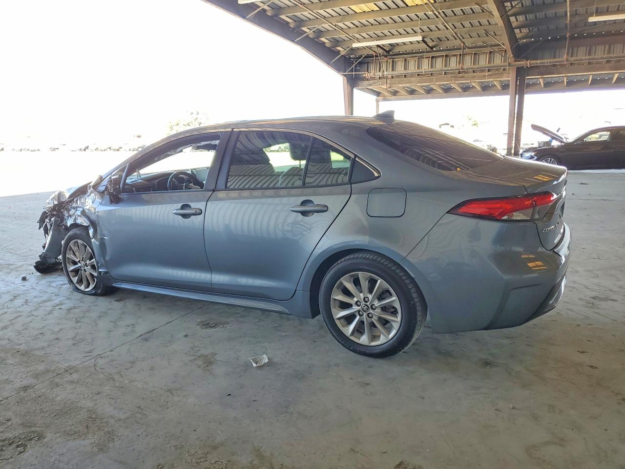 2020 TOYOTA COROLLA XLE — снимка 2