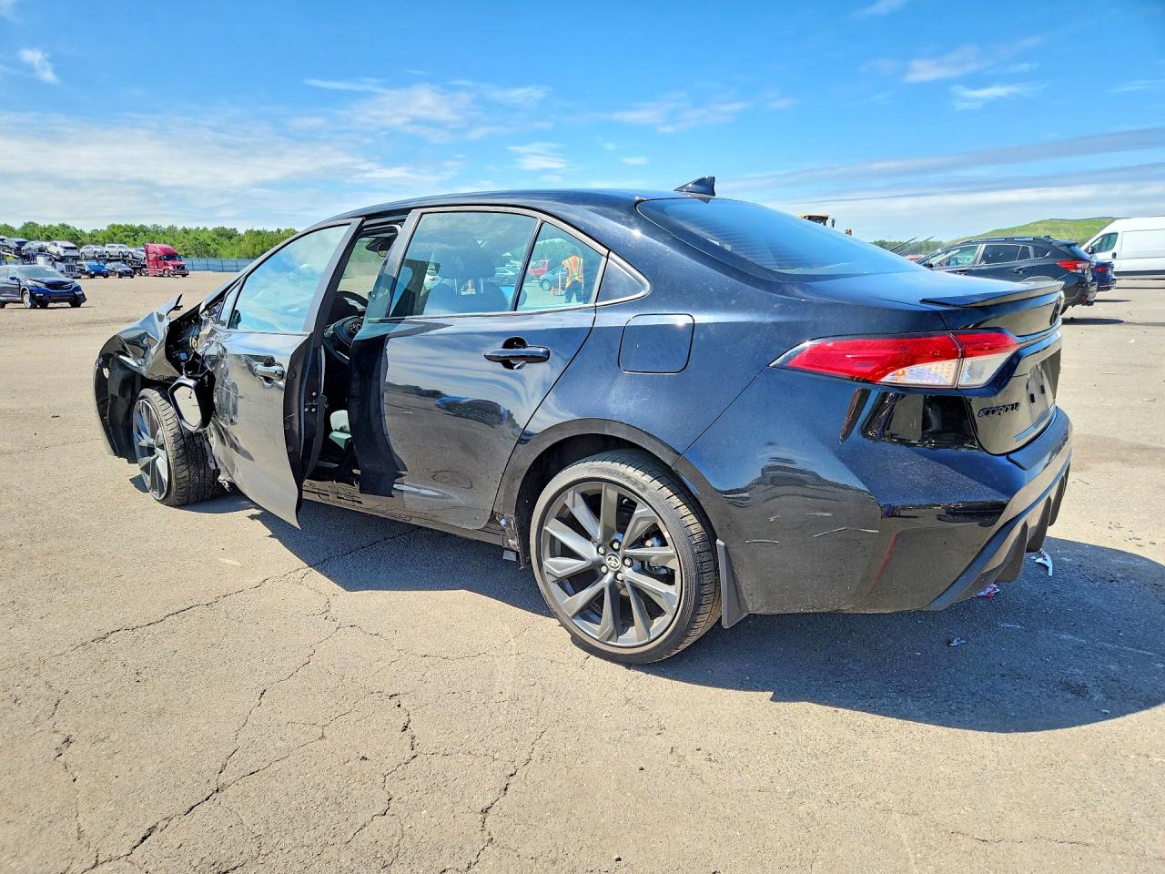 2024 TOYOTA COROLLA SE — снимка 2