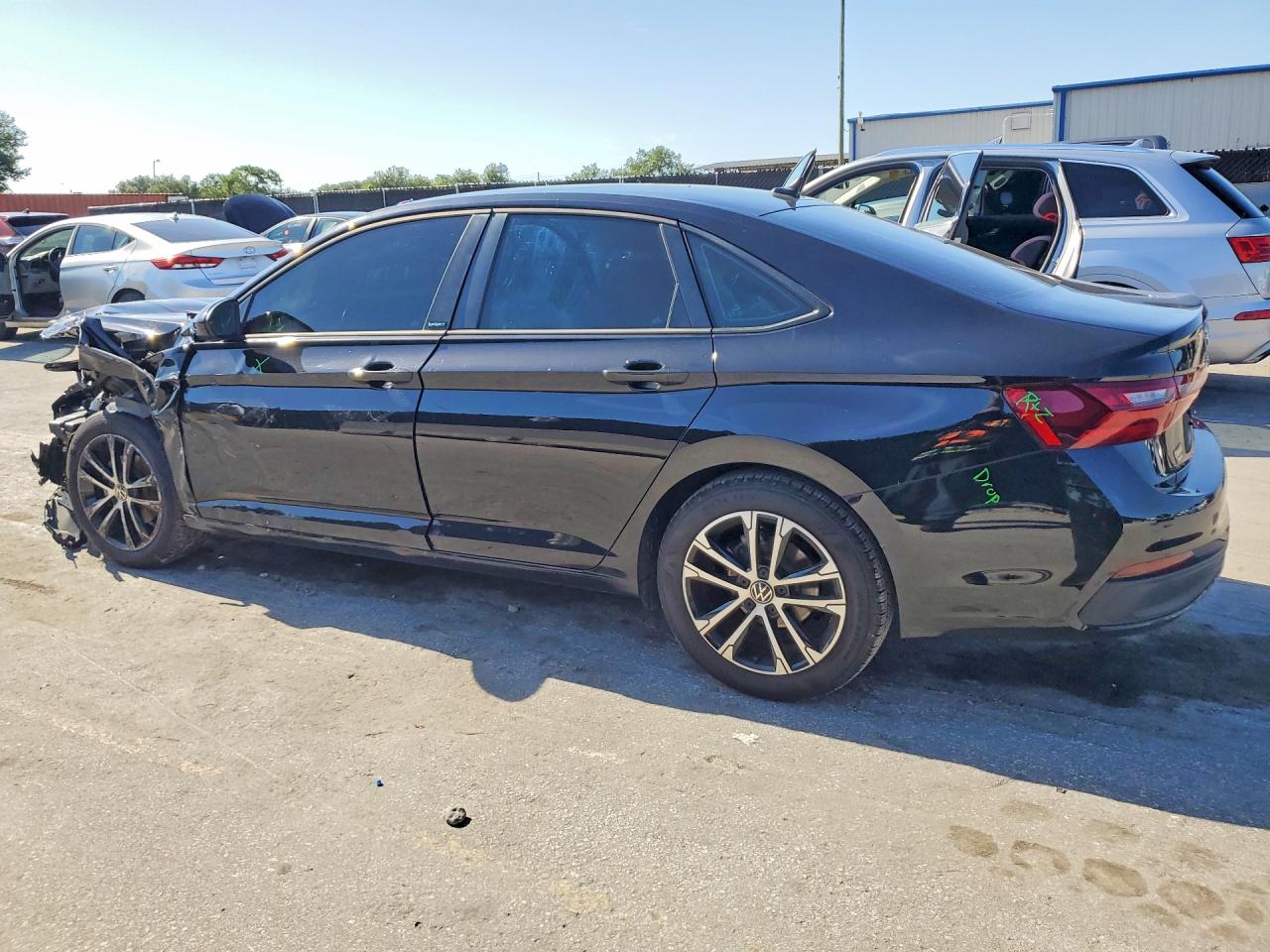 2025 VOLKSWAGEN JETTA SPORT — снимка 2