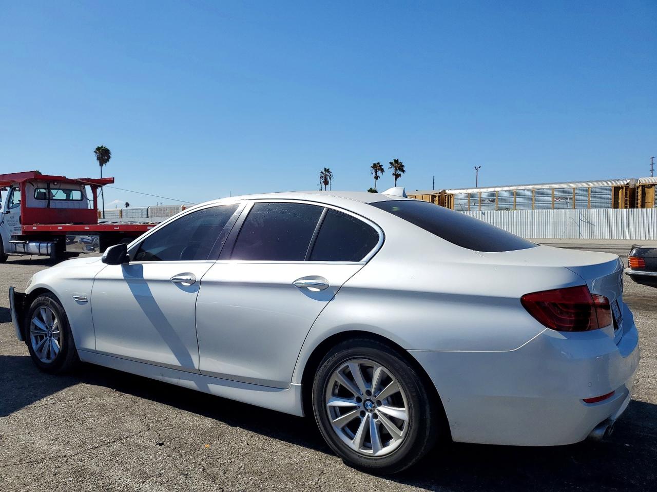 2014 BMW 528 I — снимка 2