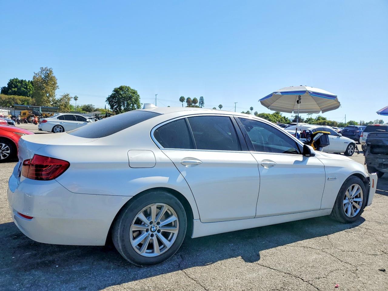 2014 BMW 528 I — снимка 3