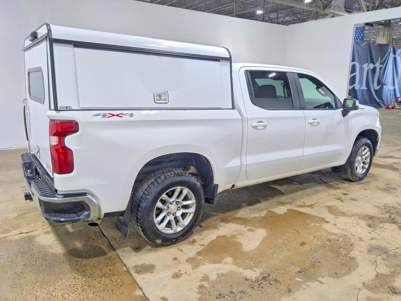2023 CHEVROLET SILVERADO K1500 LT — снимка 3
