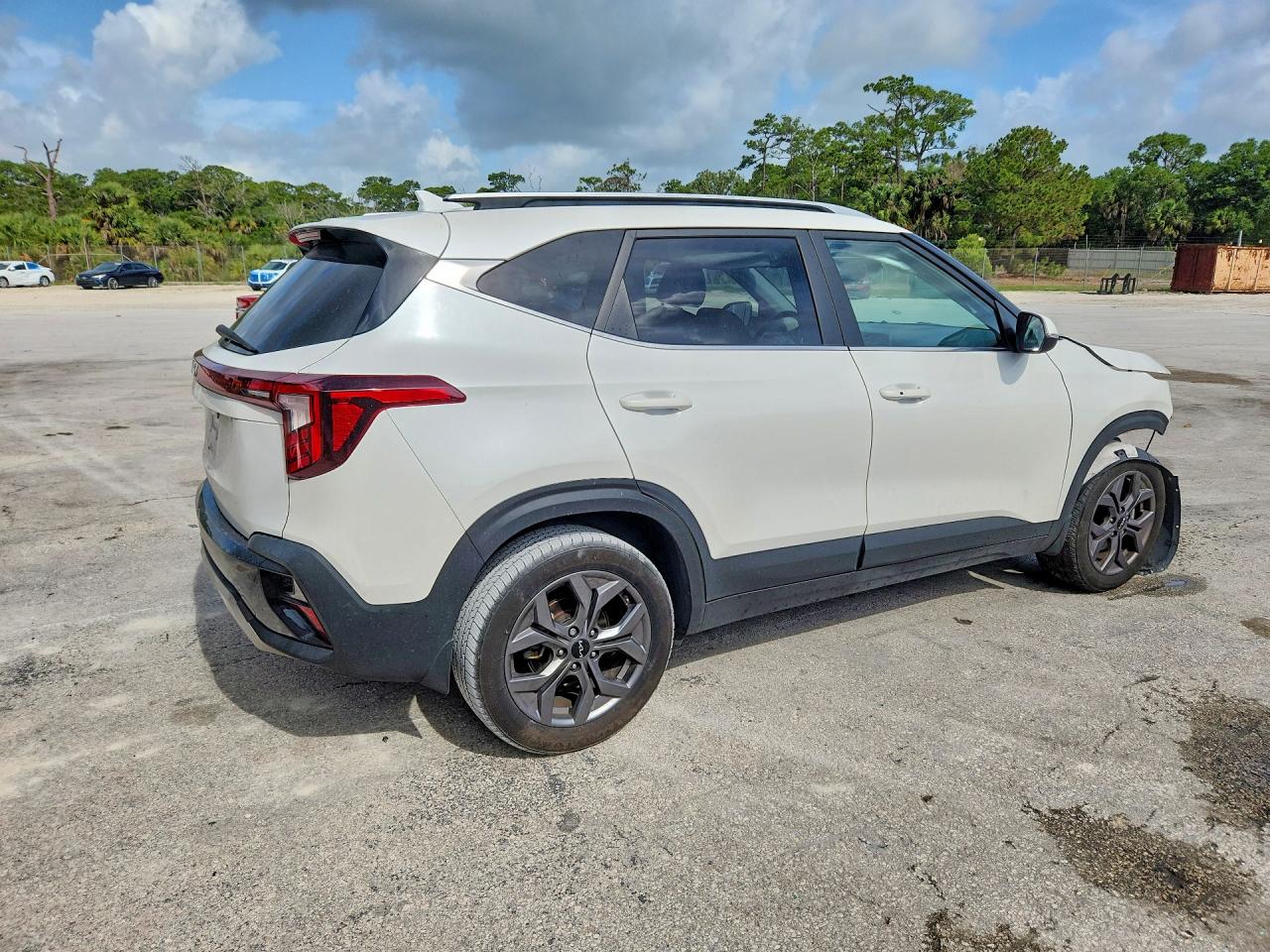 2024 KIA SELTOS S — снимка 3