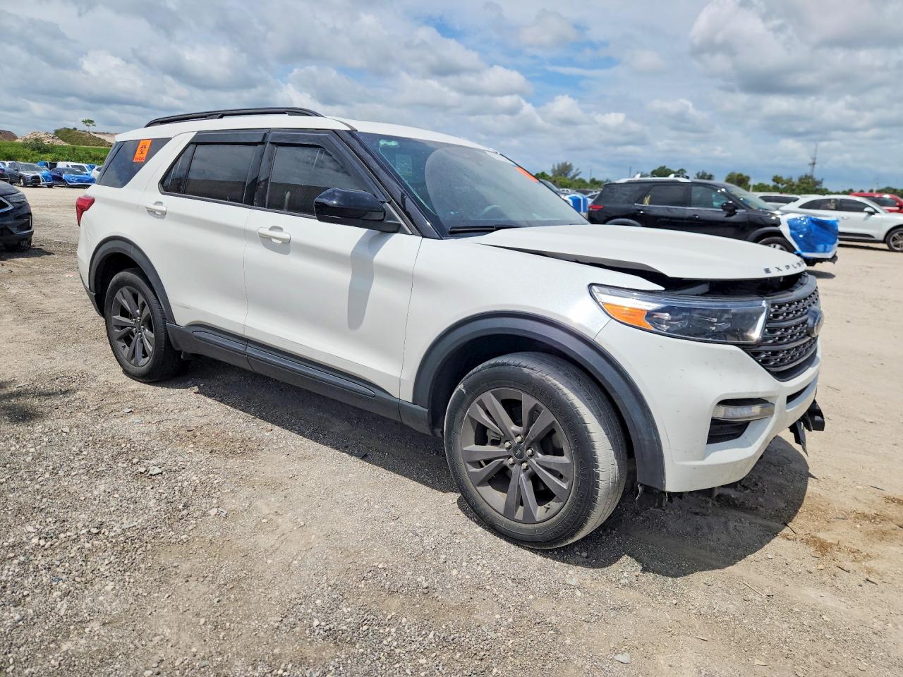 2022 FORD EXPLORER XLT — снимка 4