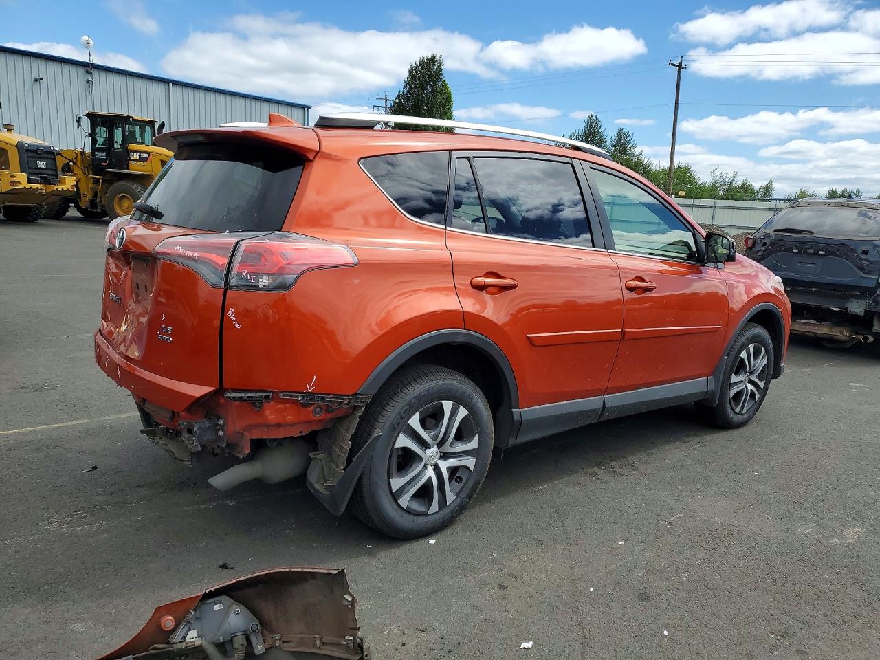 2016 TOYOTA RAV4 LE — снимка 3